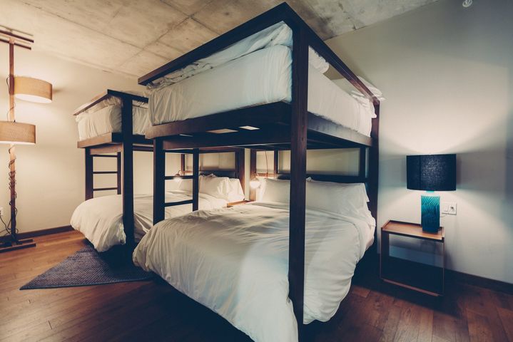 Lodge bunk shop beds